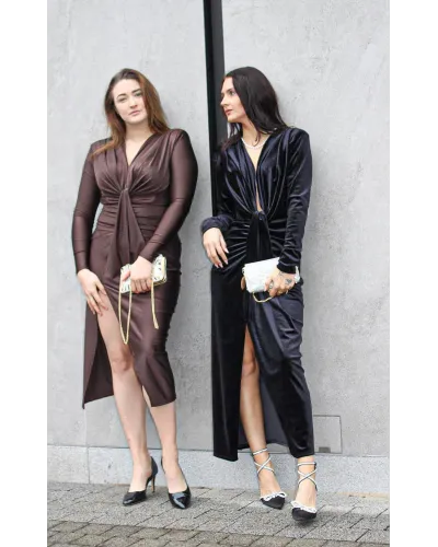 Sukienka „Velvet Desire” – welurowa sukienka z wiązaniem i rozcięciem
