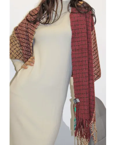 Sukienka „Soft Elegance” – dzianinowa sukienka midi z golfem