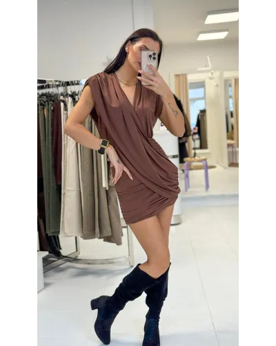 Sukienka „Silky Draped” – kopertowa mini z marszczeniem